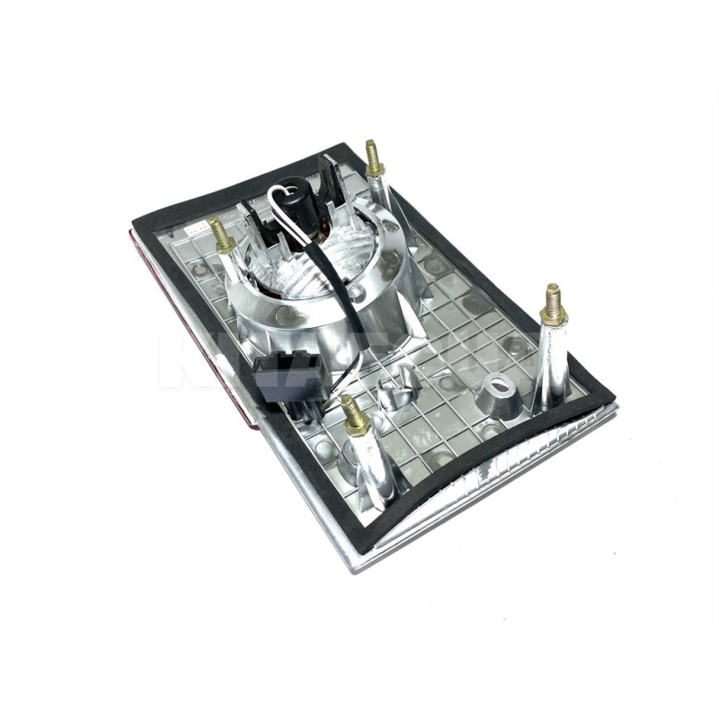 Ліхтар задній лівий внутрішній 2010- KLM Autoparts на Chery AMULET (A15-3773010BB) - 2