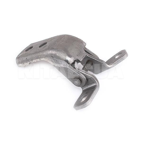 Петля правой передней двери верхняя 7 SEVEN PARTS на Geely MK (1012001551)