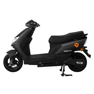 Электроскутер RN 70 км 2100 Вт черный Yadea