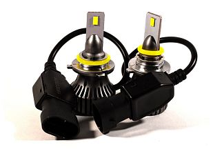 LED лампа для авто HB4 P22d 52W 5000K HeadLight