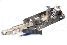 Замок капота ОРИГИНАЛ на Chery M11 (M118402550)