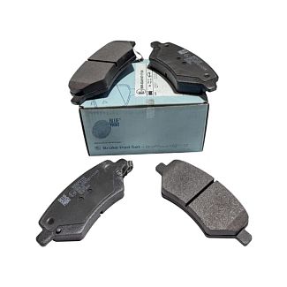 Колодки тормозные передние BLUE PRINT