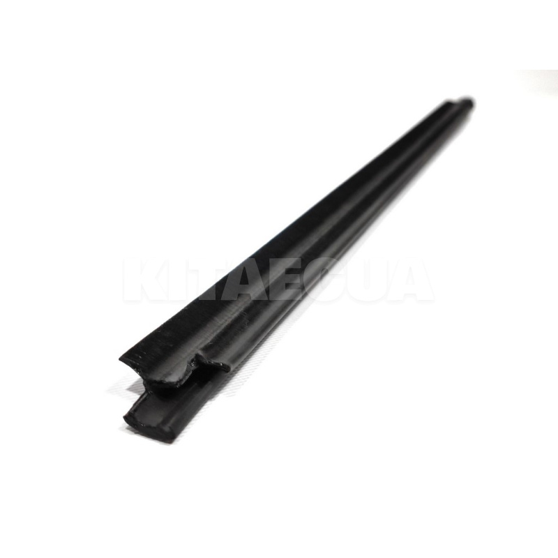 Уплотнитель стекла передней правой двери наружный KLM Autoparts на TIGGO 3 (T11-6103220)