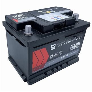 Автомобільний акумулятор Titanium Black 50Ач 480А "+" праворуч FIAMM