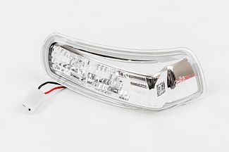 Повторитель поворота в зеркало правый 