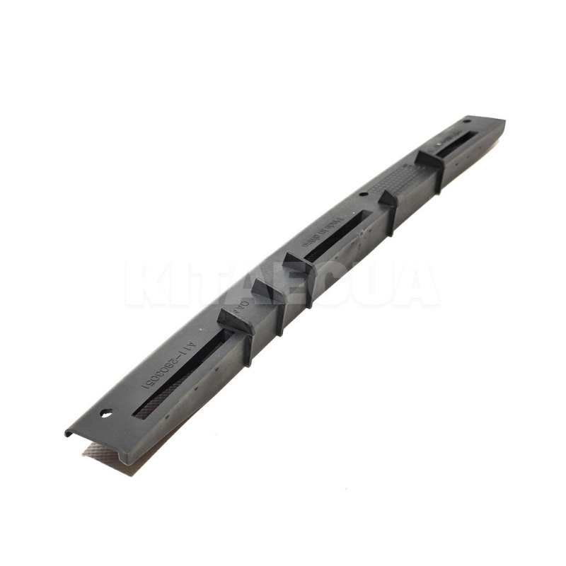 Направляющий бампера передний левый KLM Autoparts на Chery AMULET (A11-2803051) - 3