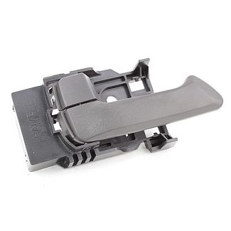 Ручка двери внутренняя перед/зад левая 