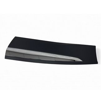 Накладка пластиковая структурная задней двери правая хром VAG