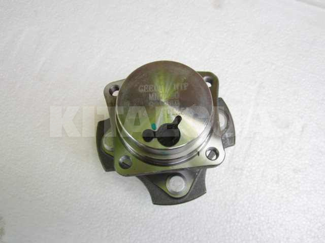 Ступиця задня з підшипником на Geely GC5 (1061001126)