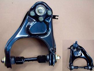 Рычаг передний верхний правый в сборе 