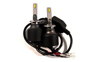 LED лампа для авто H1 P14.5s 30W 5000K HeadLight