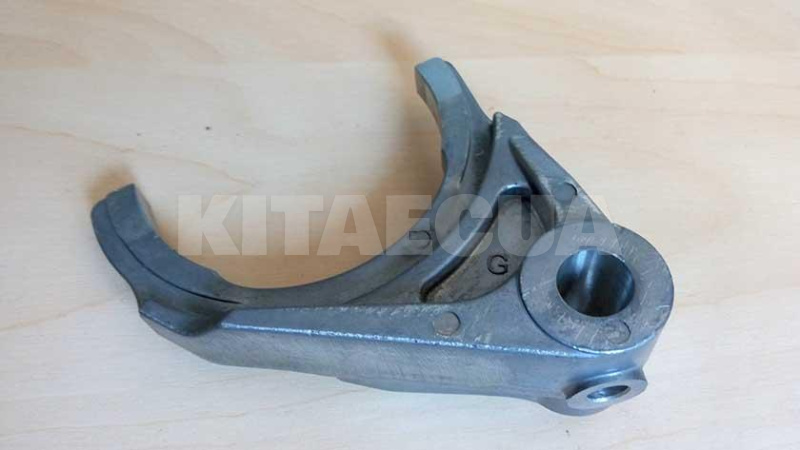 Вилка КПП 1-2 передачі HQ на Geely FC (3170202401)