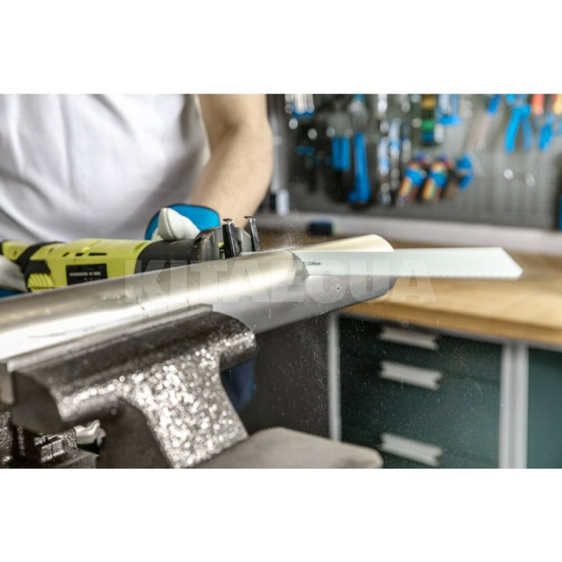 Полотно для шабельної пилки універсальне 230 мм 6TPI HOGERT (HT6D916) - 3