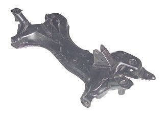 Подрамник передний 