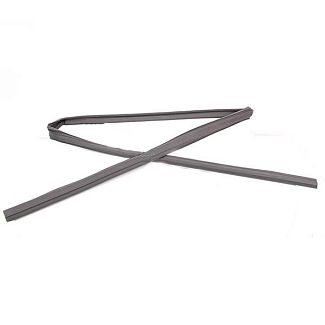 Уплотнитель стекла двери задней правой 