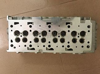 Головка блока цилиндров 2.0L 