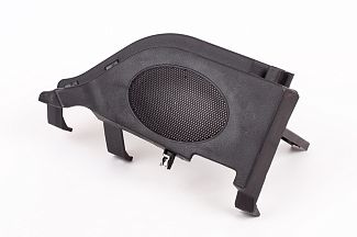 Крышка динамика задняя правая (седан) ОРИГИНАЛ