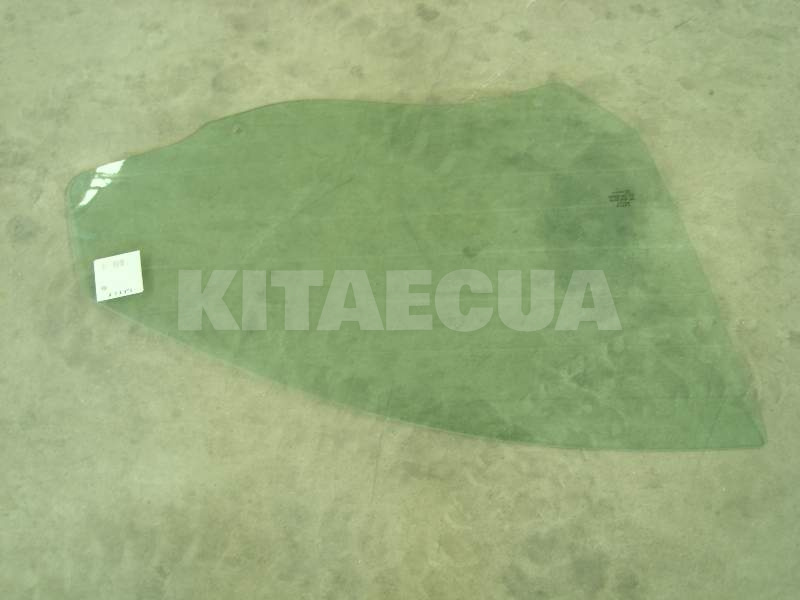 Стекло двери передней правой на Geely EMGRAND EC7 NEW (1068002063)