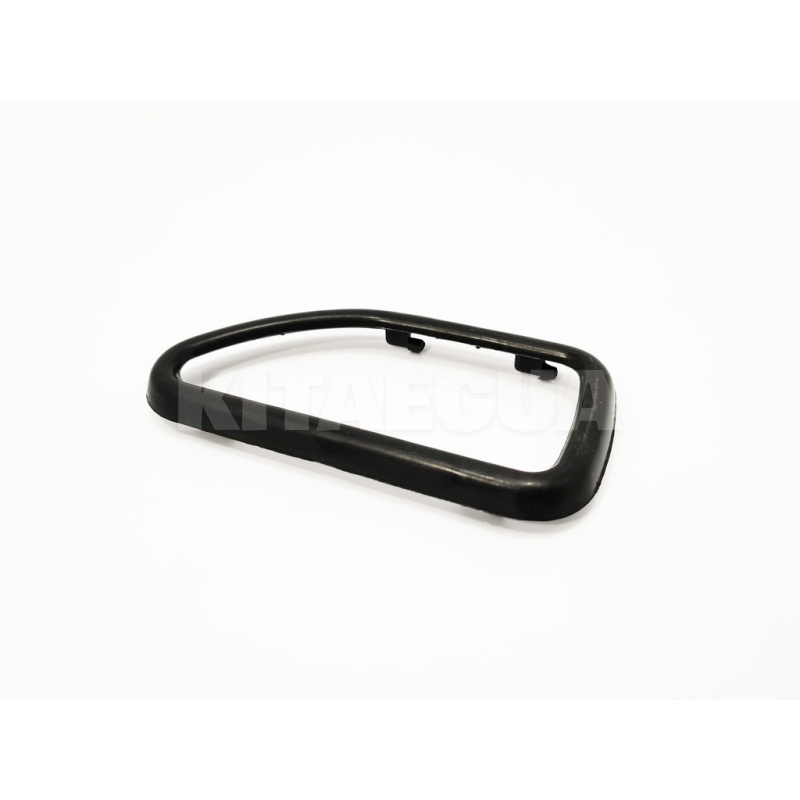 Рамка ручки внутрішня ліва (чорна) KLM Autoparts на Chery AMULET (A11-6105147)