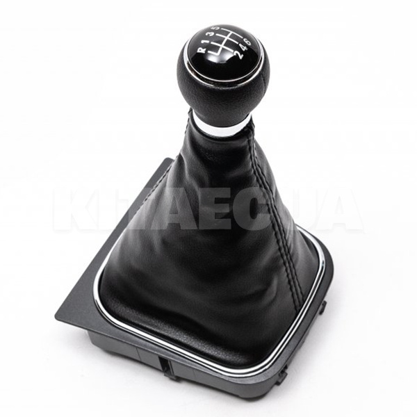 Ручка КПП чорна шкірозамінник для Volkswagen Golf 6 2008-2014р + Чохол КПП ABM (1k071113cg)