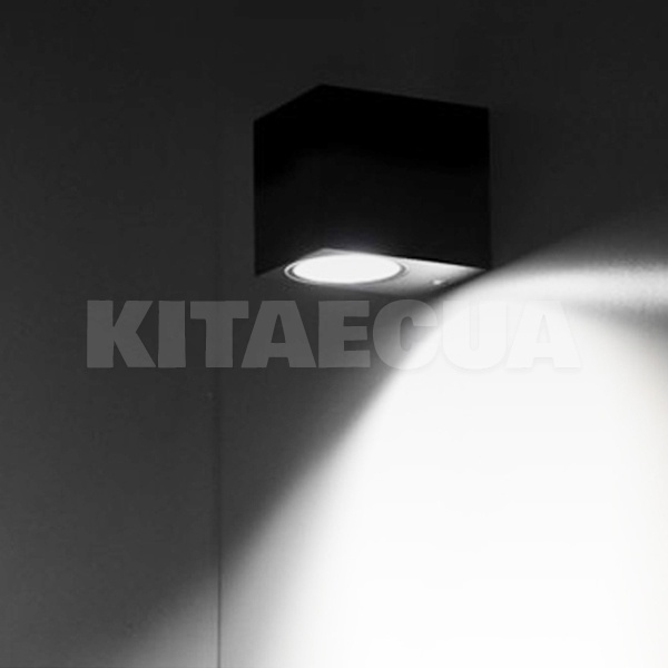 Фонарь сетевой 1-LED 35 Вт GU10 68х81х92 мм настенный квадратный YATO (YT-81901) - 2