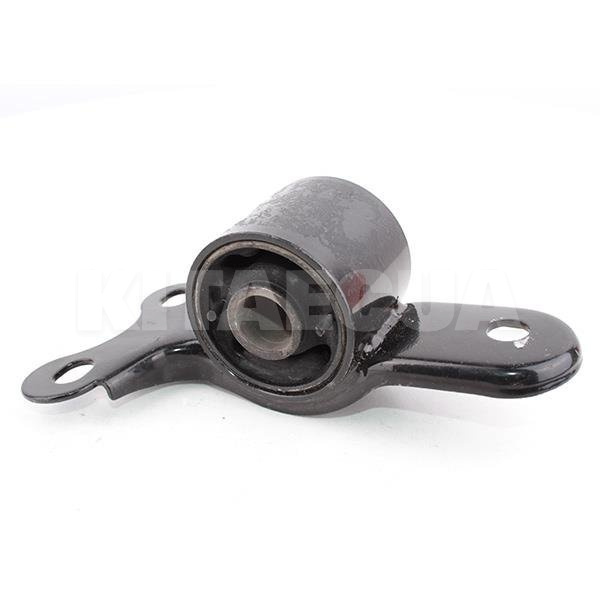 Сайлентблок переднего рычага правый FITSHI на Chery EASTAR (B11-2909120)