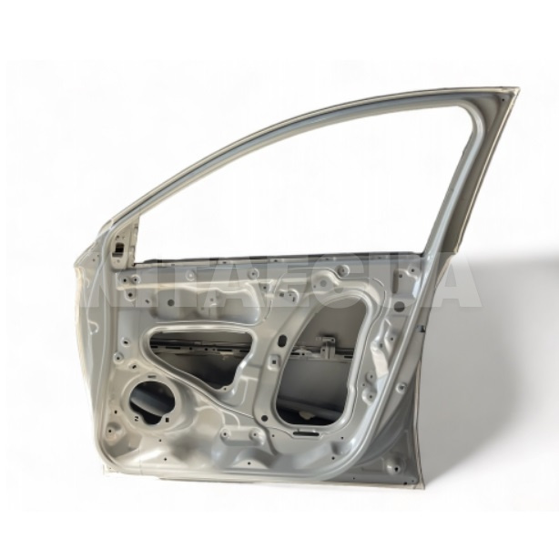 Дверь передняя правая HONDA на HONDA M-NV (67111-3K4-H00) - 2