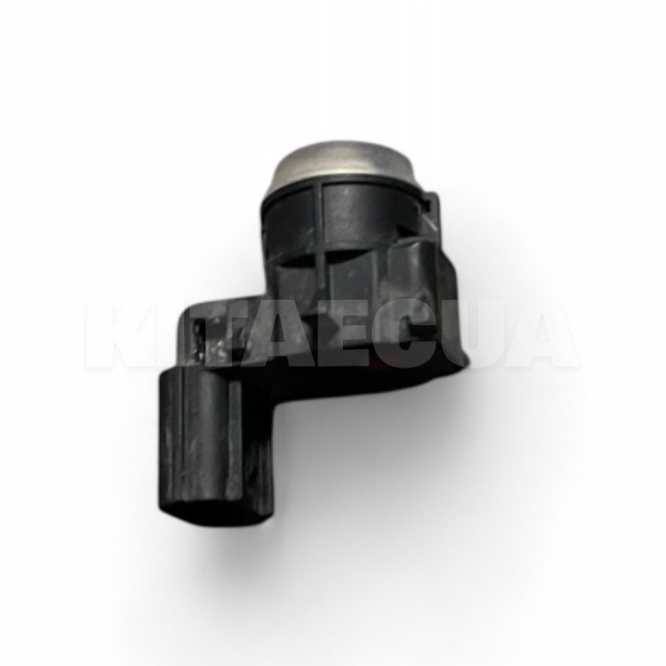 Парктроники в передний бампер HONDA (39680-T43-N01)