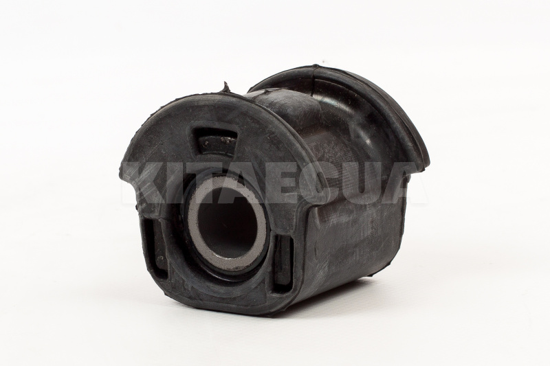 Сайлентблок переднього важеля задній правий на Geely CK (1014000514)