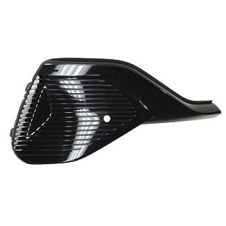 Правая вентиляционная решетка переднего бампера ОРИГИНАЛ