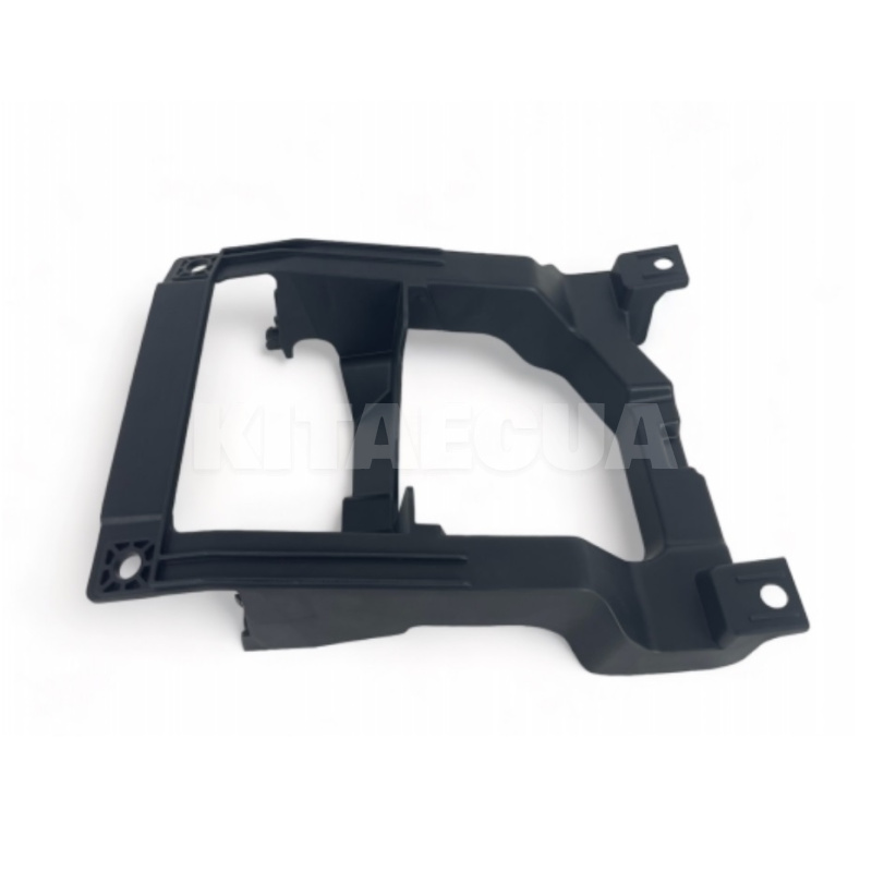 Защита замка капота пластиковая квадратная HONDA на HONDA M-NV (71150-3K4-H00) - 2