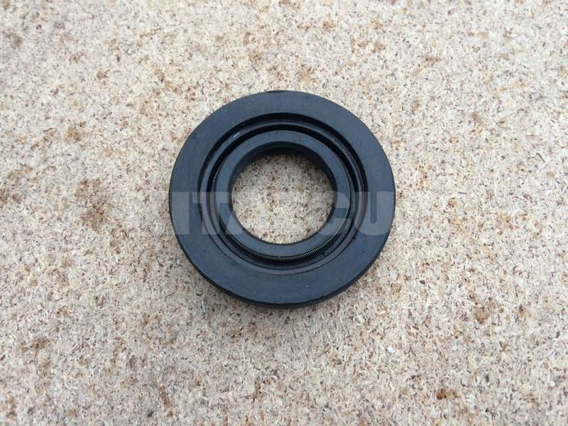 Сальник полуоси переднего моста 4х4 на Great Wall WINGLE (2303380-K01)