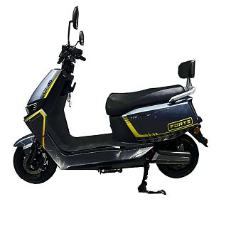 Электроскутер R2 80 км 2800 Вт желто-черный FORTE