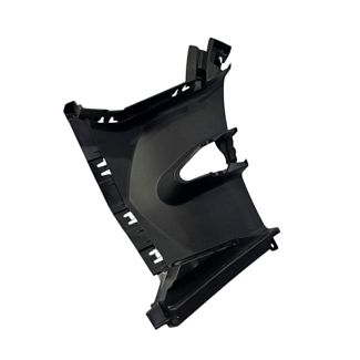 Правый кронштейн переднего бампера VAG