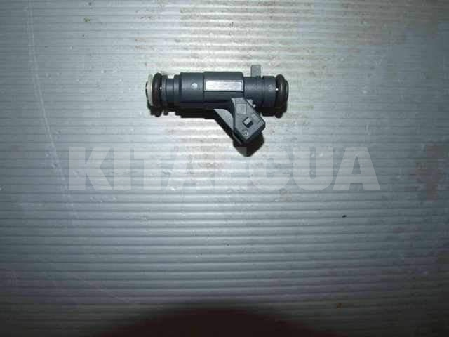 Форсунка топливная BOSCH на Geely GC6 (1106013158) - 2