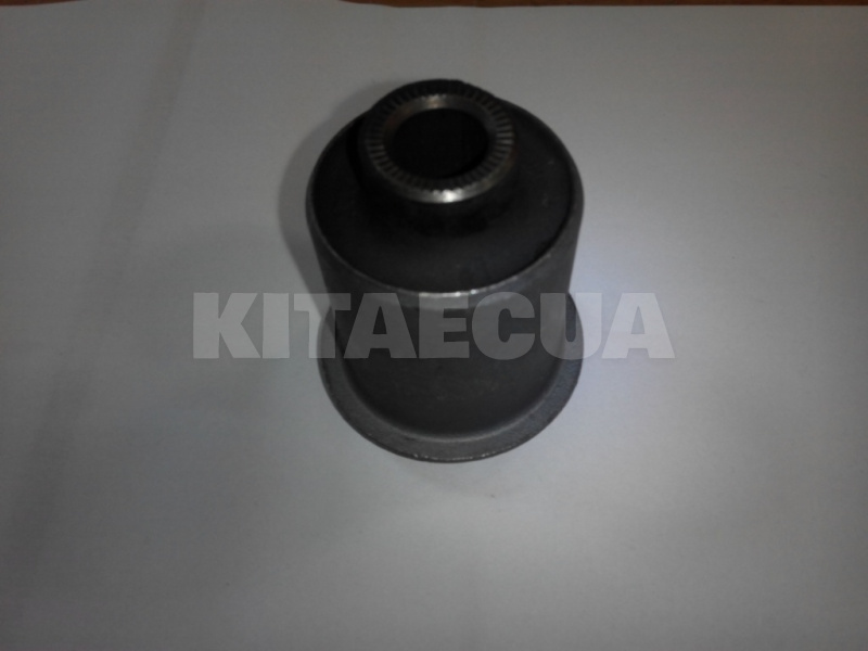 Сайлентблок переднего рычага передний на MG 350 (50016097) - 2