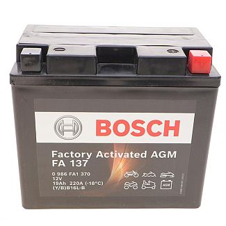 Мото аккумулятор FA 137 19Ач 220А "+" справа BOSCH