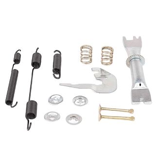 Ремкомплект заднего тормозного барабана правого 7 SEVEN PARTS