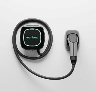 Зарядка для электромобиля Type 2 22 кВт 32А 3-фази Pulsar Plus черная Wallbox