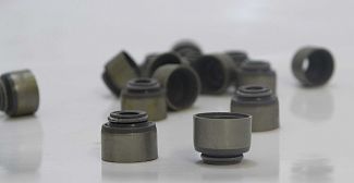 Сальник клапана 2.0L 