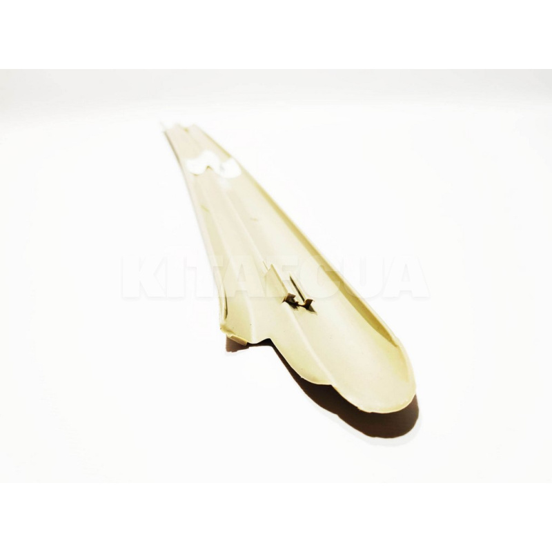 Накладка переднього переднього ліва сіра KLM Autoparts на Chery AMULET (A11-5101030AL) - 3