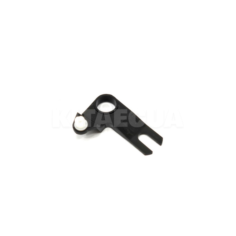 Кронштейн замку багажника правий KLM Autoparts на Chery AMULET (A11-5606250)