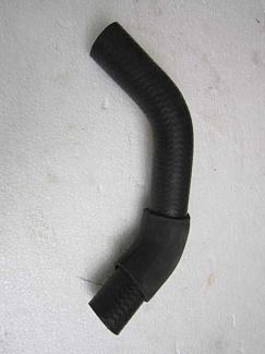 Патрубок радиатора нижний 1.3L ОРИГИНАЛ